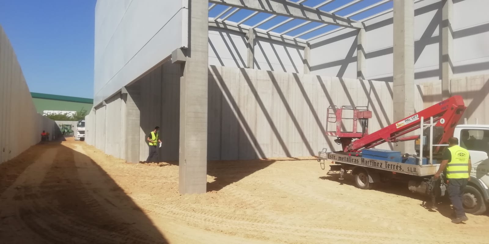 La Conselleria de Transición Ecológica destina 2,3 millones de euros al Consorcio de residuos A6-Vega Baja para este tipo de actuaciones La Conselleria de Transición Ecológica destina 2,3 millones de euros al Consorcio de residuos A6-Vega Baja para este tipo de actuaciones