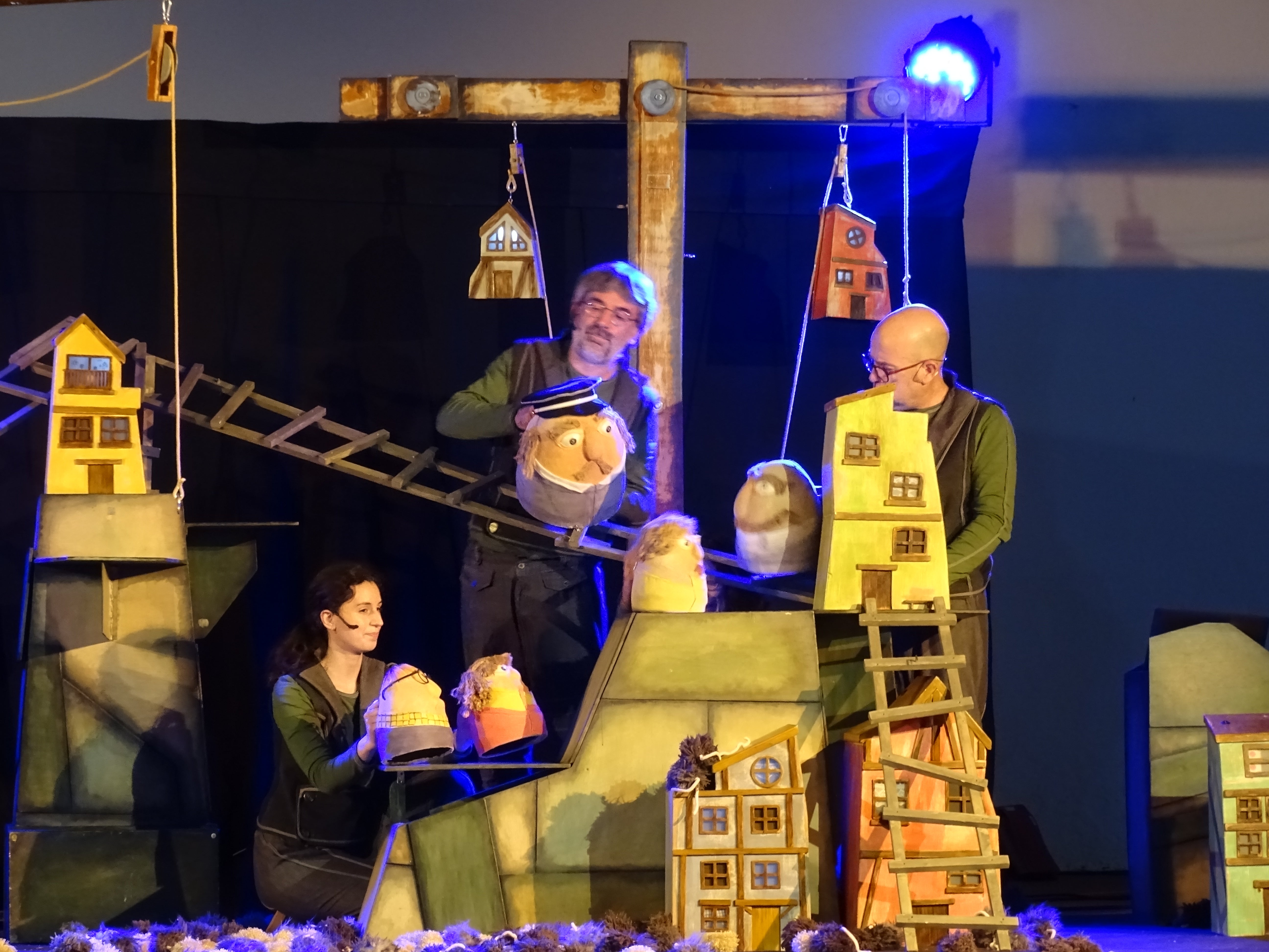 Quintanar disfrutó de un teatro familiar al aire libre Quintanar disfrutó de un teatro familiar al aire libre