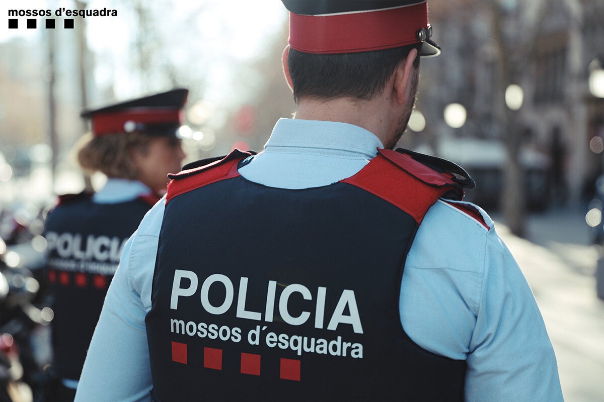 Una mujer de 95 años, víctima de una violación en su casa de Figueres Una mujer de 95 años, víctima de una violación en su casa de Figueres