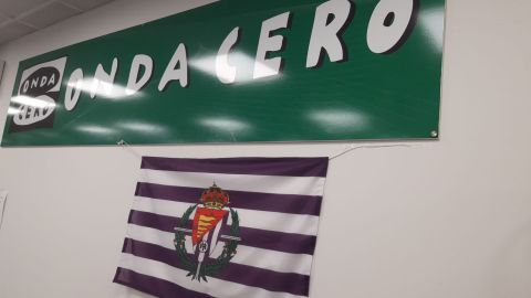 La Federaci&oacute;n de Pe&ntilde;as del equipo blanquivioleta pide a los seguidores que engalanen sus balcones con banderas para que los jugadores sientan su aliento