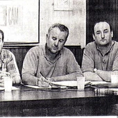 Imagen de archivo. De izquierda a derecha, Manuel Sarrión, Cayo Lara y Gregorio Sánchez Yébenes. Imagen de archivo. De izquierda a derecha, Manuel Sarrión, Cayo Lara y Gregorio Sánchez Yébenes.