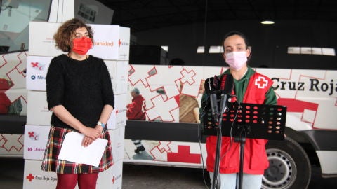 Acto en las naves de Cruz Roja Alc&aacute;zar