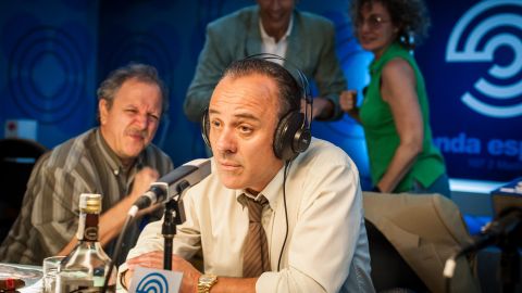 El actor Javier Guti&eacute;rrez, caracterizado como 'Paco El C&oacute;ndor' en la serie 'Reyes de la noche'