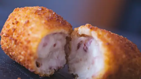 "La croqueta es una de las mejores embajadoras de la cocina española" croqueteando