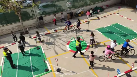 Desde la concejalía fomentamos iniciativas y prácticas que mejoran la formación de los niños y niñas del municipio educacion