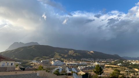 puig campana nubes y claros