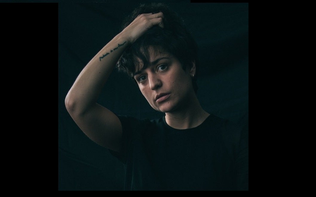 Cora Velasco: “Tiven a sensación de sementar moito e recoller pouco, pero entendín que a música é unha carreira de fondo" Cora Velasco: “Tiven a sensación de sementar moito e recoller pouco, pero entendín que a música é unha carreira de fondo"