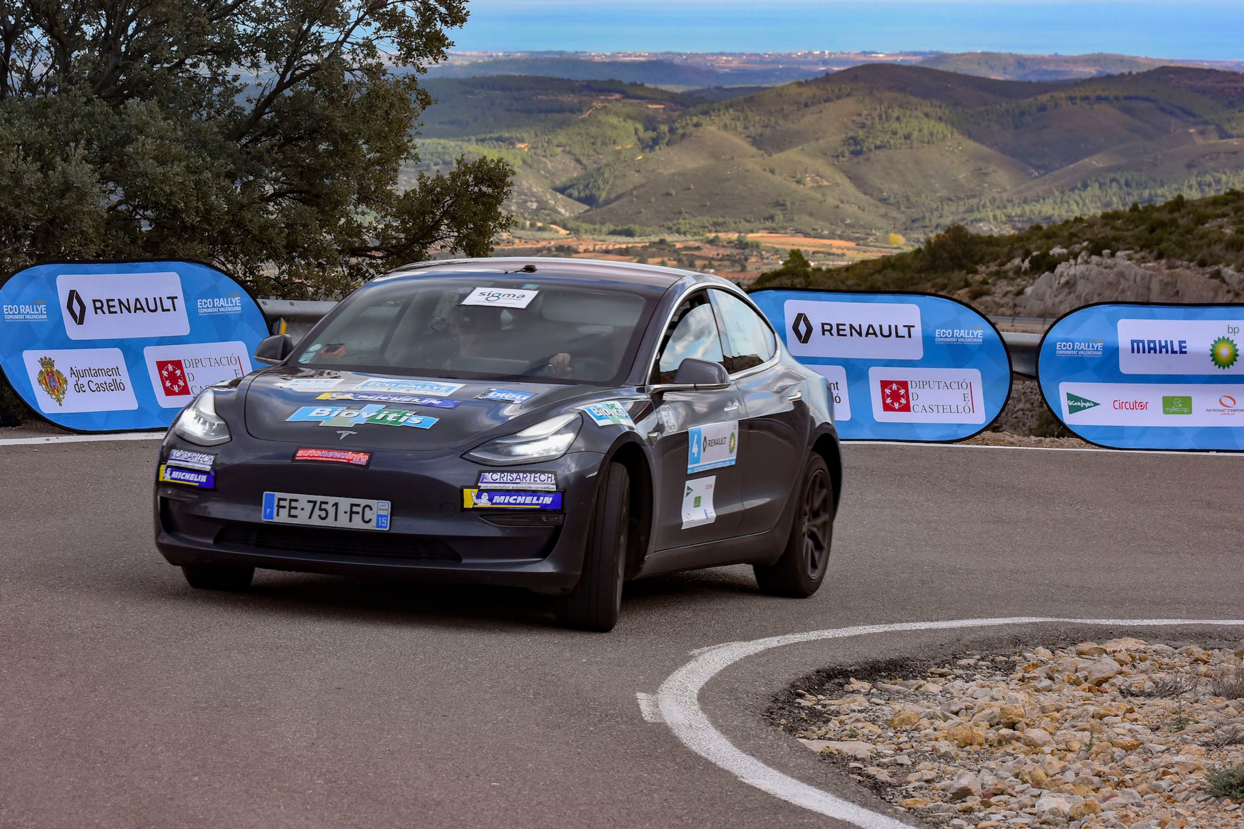 Pilotos de las comarcas del Vinalopó se dan cita en el Rally Ciutat de Gandía Pilotos de las comarcas del Vinalopó se dan cita en el Rally Ciutat de Gandía