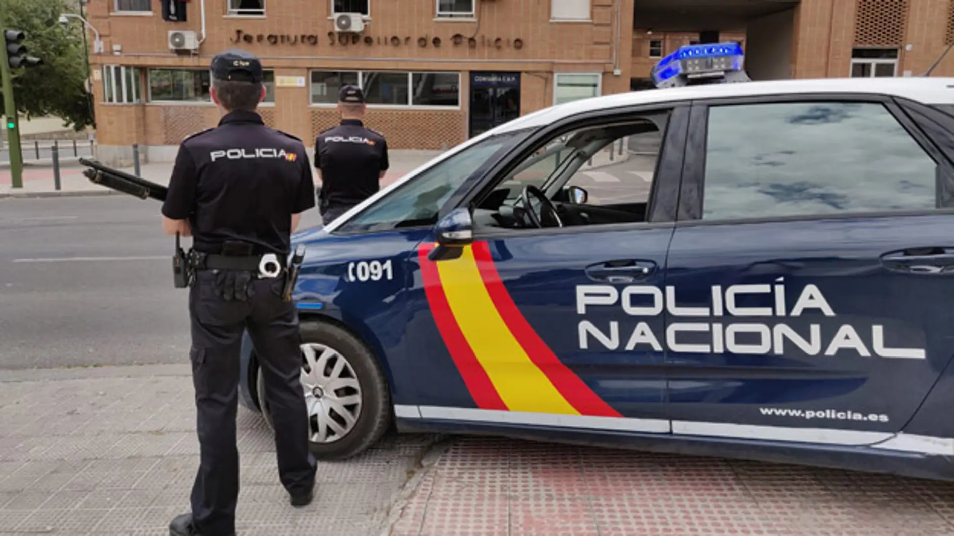 Varios detenidos en una clínica médica de Málaga por falsear certificados PCR negativos