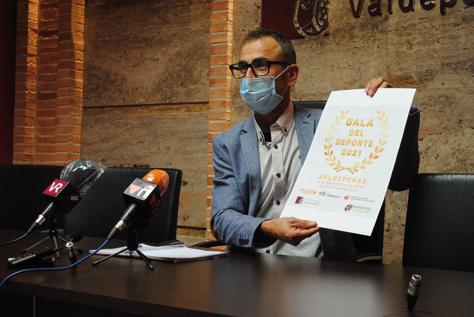 El próximo viernes Valdepeñas reconoce a sus deportistas. El próximo viernes Valdepeñas reconoce a sus deportistas.