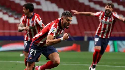 El Atlético de Madrid da un paso de gigante hacia el título de Liga El Atlético de Madrid da un paso de gigante hacia el título de Liga