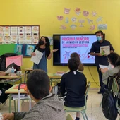 Las actividades en el aula, que se están realizando durante los meses de mayo y junio, incluyen sesiones de cuentos comentado, de creación literaria y de ilustración Las actividades en el aula, que se están realizando durante los meses de mayo y junio, incluyen sesiones de cuentos comentado, de creación literaria y de ilustración
