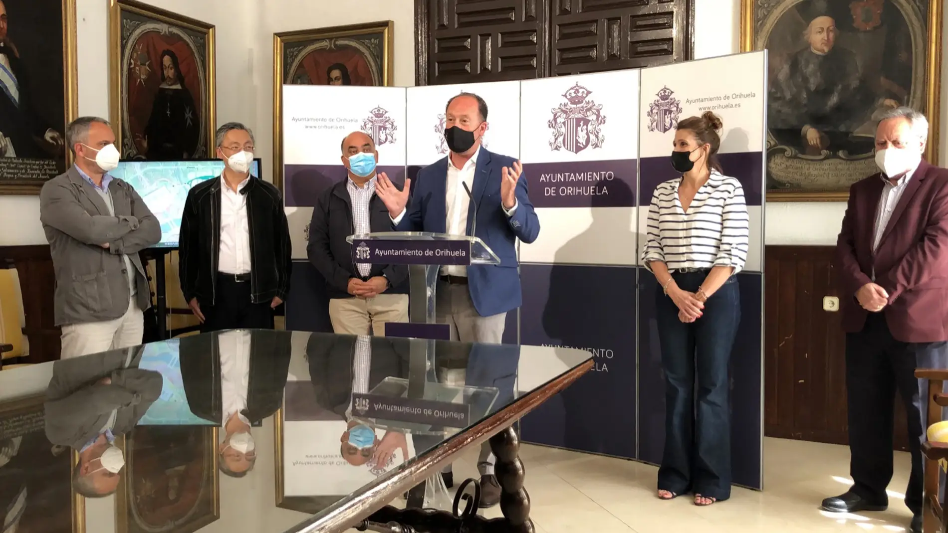 Víctor Valverde ha explicado que se están dando ya los últimos retoques a lo que va a ser tanto el pabellón de Orihuela como la campaña de marketing y difusión 