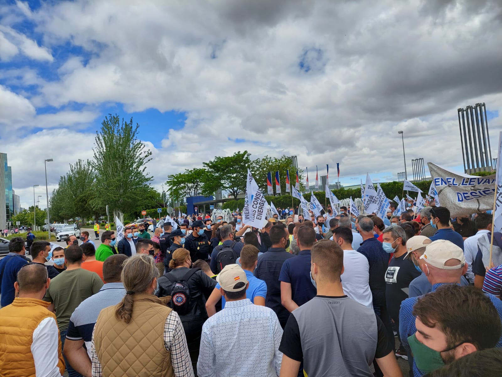 Los regantes endurecerán sus movilizaciones en defensa del Trasvase Tajo-Segura Los regantes endurecerán sus movilizaciones en defensa del Trasvase Tajo-Segura