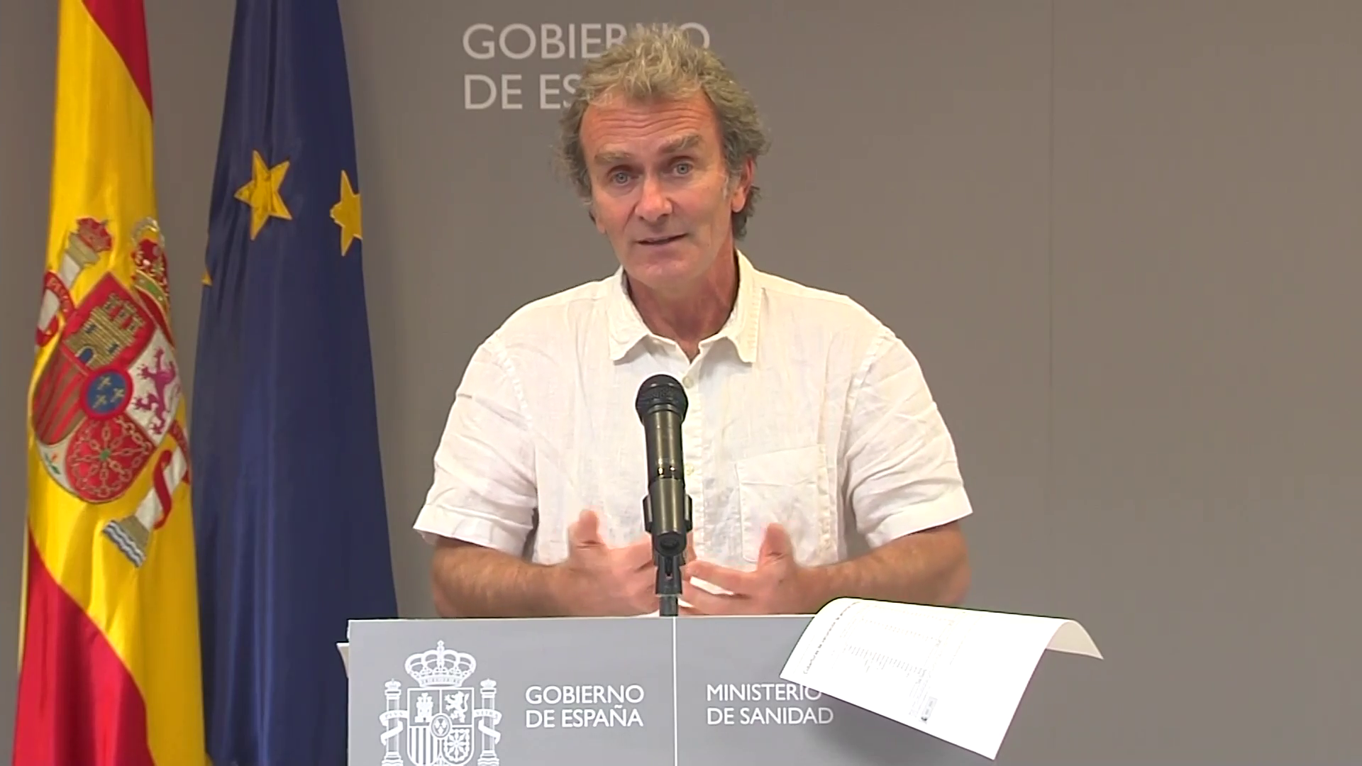 Fernando Simón confiesa su agotamiento y "ganas de dejarlo" Fernando Simón confiesa su agotamiento y "ganas de dejarlo"