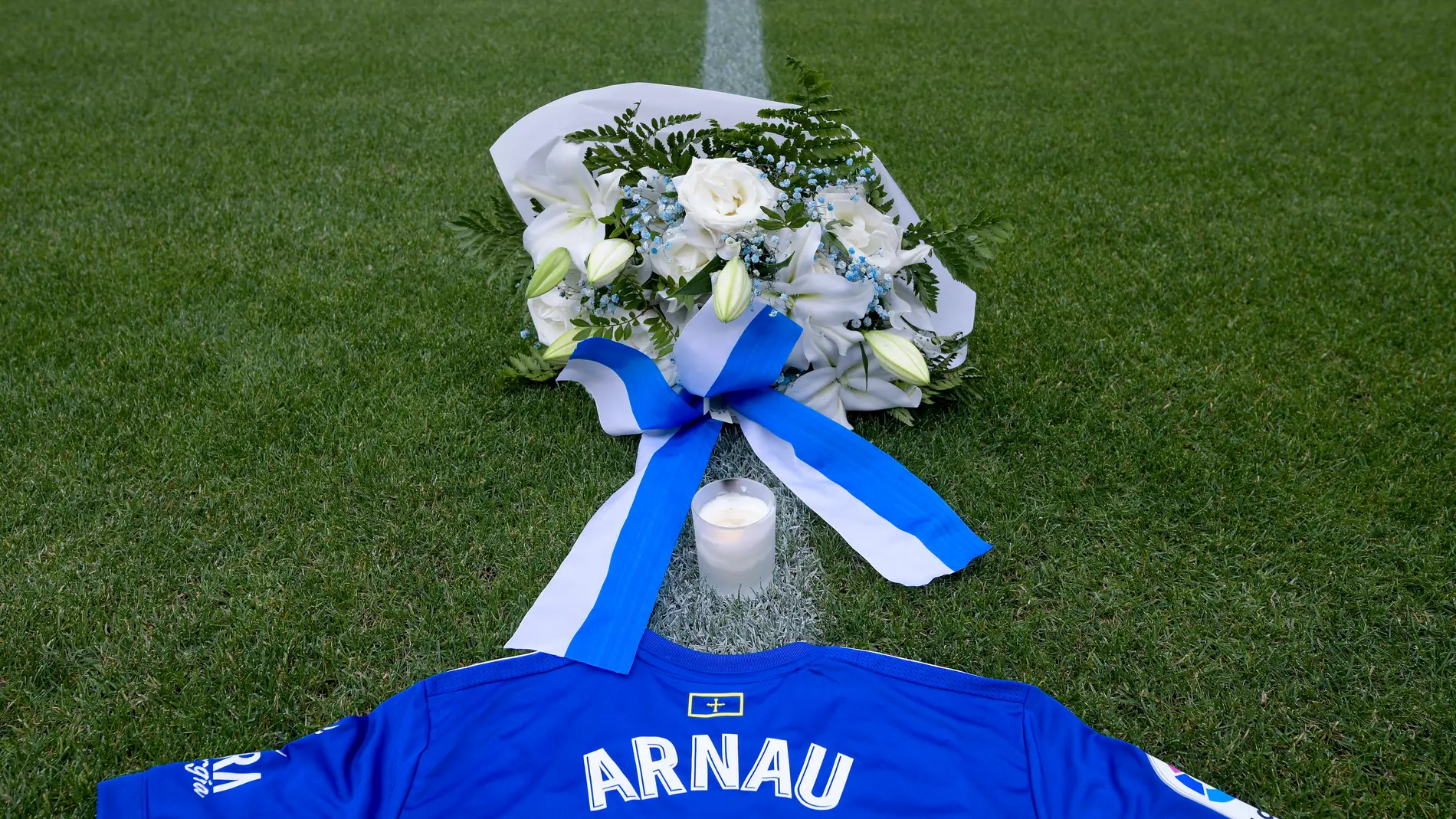 Homenaje a Arnau del Real Oviedo