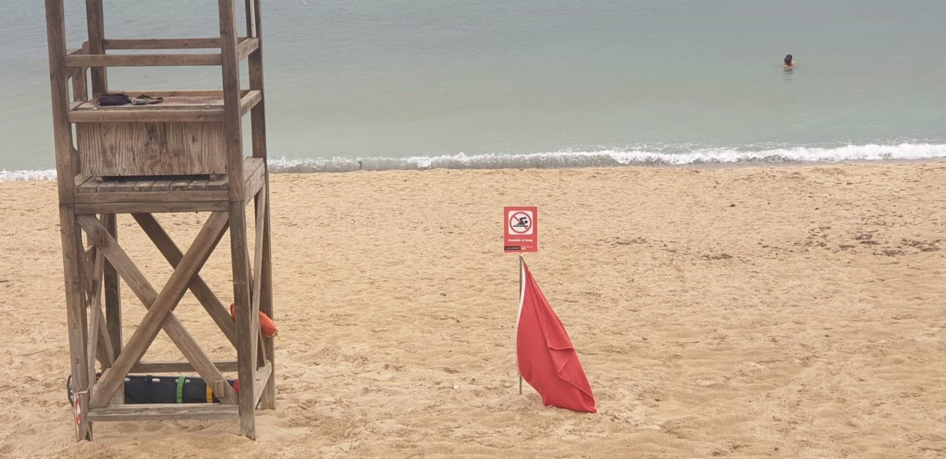Las playas de Can Pere Antoni, Ciutat Jardí y Cala Major, cerradas al baño por vertidos Las playas de Can Pere Antoni, Ciutat Jardí y Cala Major, cerradas al baño por vertidos