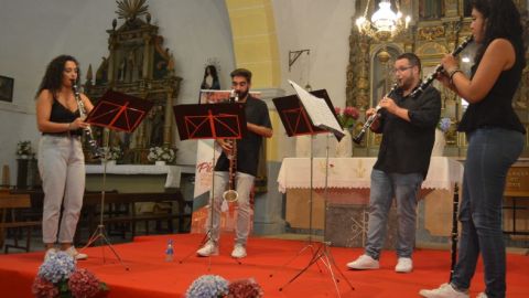 Asc. Amigos Festival Pianton renuncian a organizar mas conciertos en Vegadeo.