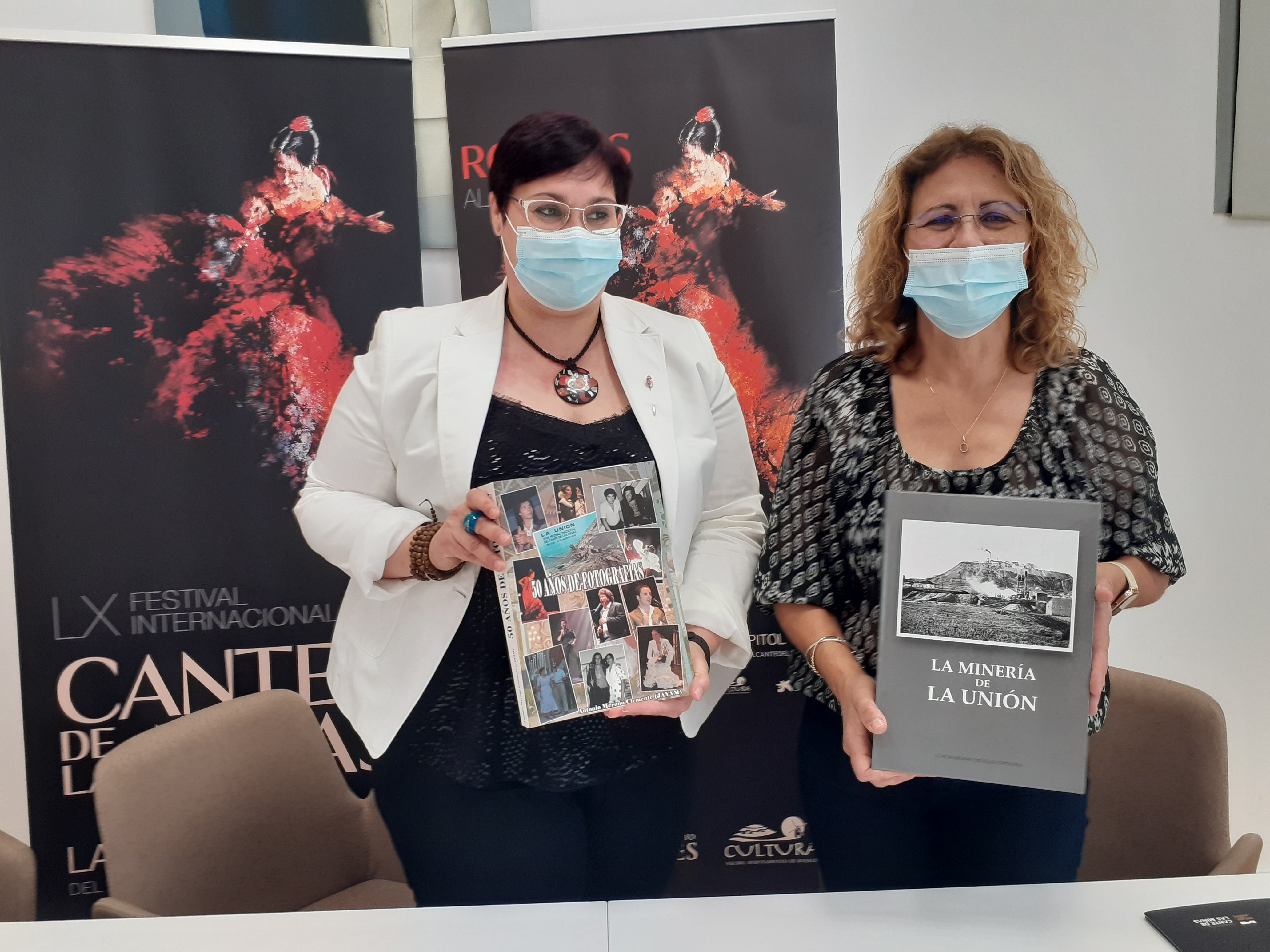 La alcaldesa de funciones de la localidad murciana, Elena José Lozano anuncia que Rojales recibirá el premio de difusión del flamenco La alcaldesa de funciones de la localidad murciana, Elena José Lozano anuncia que Rojales recibirá el premio de difusión del flamenco