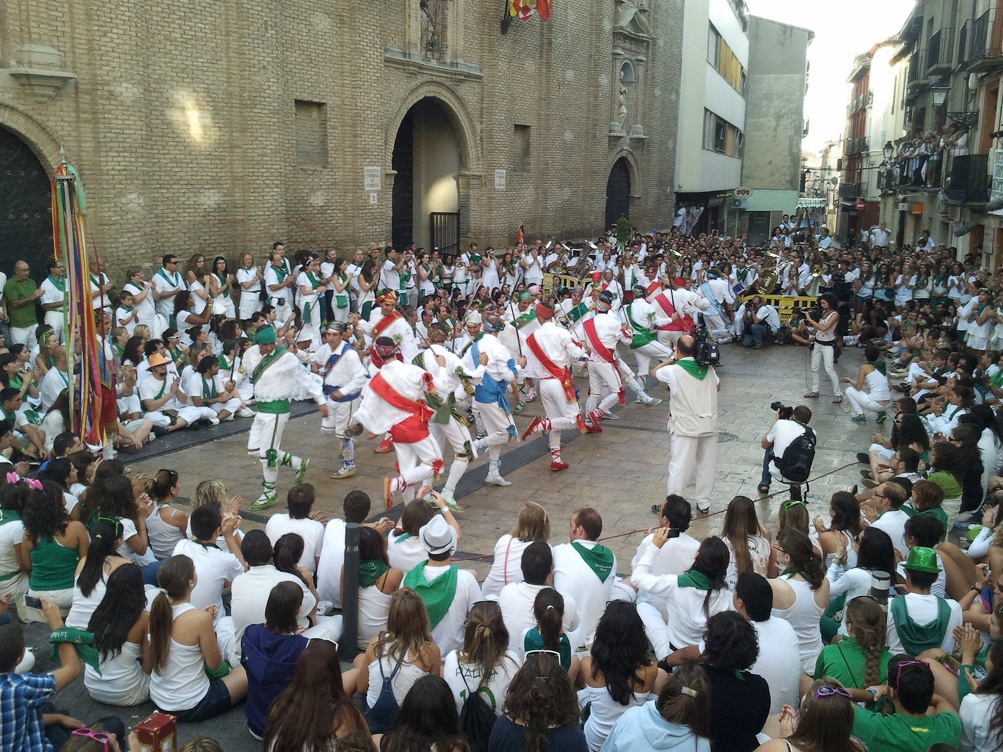 El PP propone que los Danzantes bailen en la Basílica el día 10 El PP propone que los Danzantes bailen en la Basílica el día 10