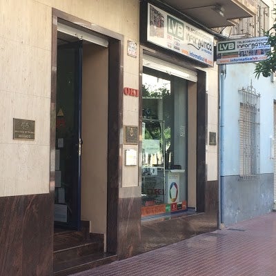 Hablamos con Joaquín Ortuño, gerente de La Vega Baja Servicios Telemáticos Hablamos con Joaquín Ortuño, gerente de La Vega Baja Servicios Telemáticos
