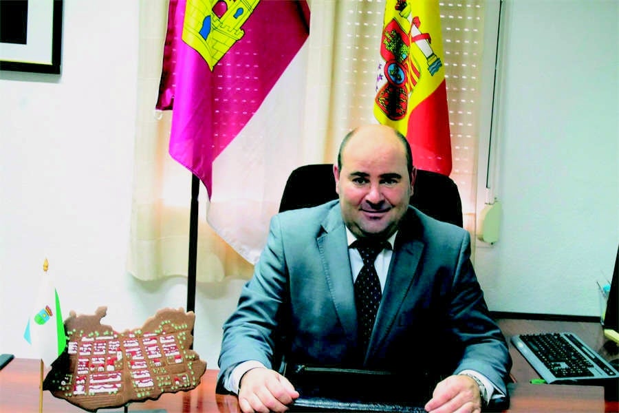 Es uno de los municipios que ha recibido dinero de la Junta de Comunidades de Castilla La Mancha para formación de empleados públicos Es uno de los municipios que ha recibido dinero de la Junta de Comunidades de Castilla La Mancha para formación de empleados públicos