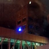 Las luces de colores utilizadas durante la fiesta alertaron a la Policía de lo que ocurría en la cuarta planta del hospital.