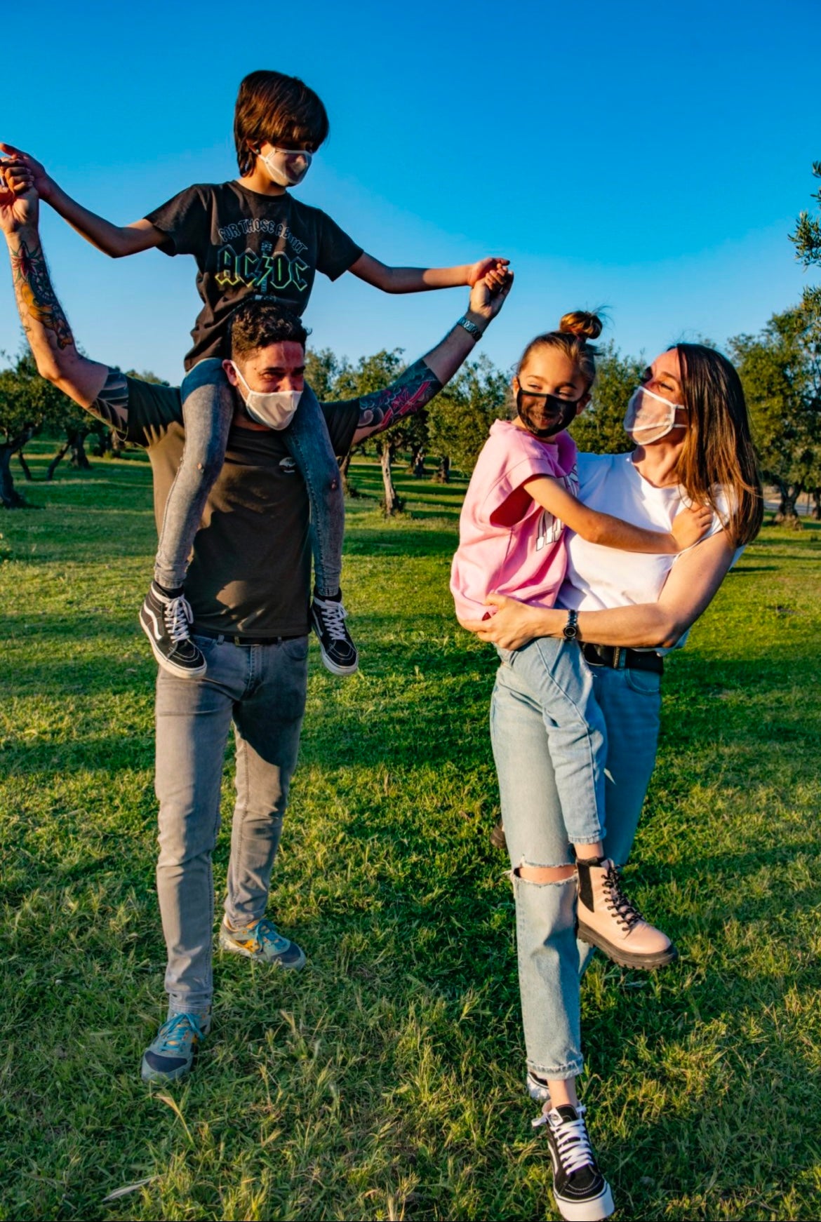 Emotion, la mascarilla semitransparente segura y certificada Emotion, la mascarilla semitransparente segura y certificada