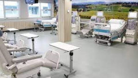 Inician una recogida de firmas para solicitar una unidad de hemodi&aacute;lisis en el Hospital de Almansa