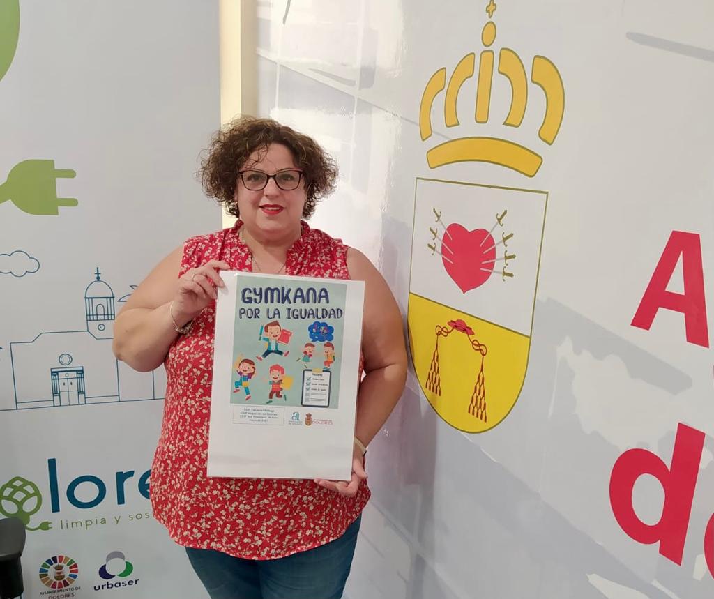 Carmen Gil: “El objetivo principal de esta actividad es educar en valores de igualdad de género a la población de los tres ciclos de educación primaria” Carmen Gil: “El objetivo principal de esta actividad es educar en valores de igualdad de género a la población de los tres ciclos de educación primaria”