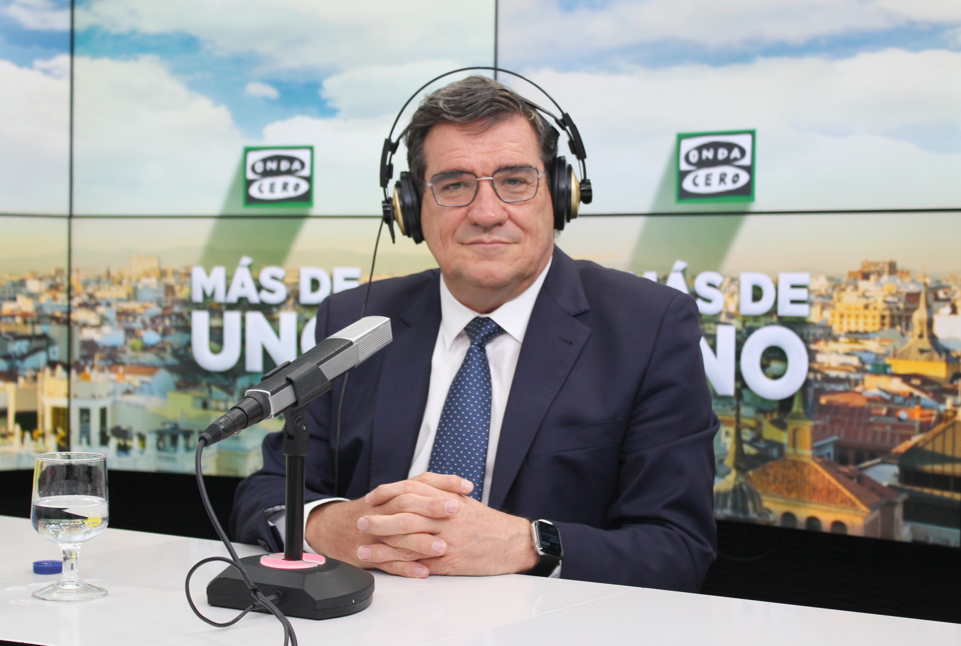 Carlos Alsina entrevista este miércoles a José Luis Escrivá en Más de Uno Carlos Alsina entrevista este miércoles a José Luis Escrivá en Más de Uno