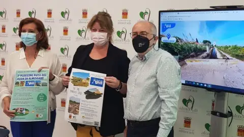La dificultad es baja y se puede realizar preferentemente andando, aunque también se puede hacer en bicicleta, se trata de una ruta circular de 18 kilómetros ruta agua