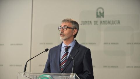 El rector de la UCA durante su toma de posesión El rector de la UCA durante su toma de posesión