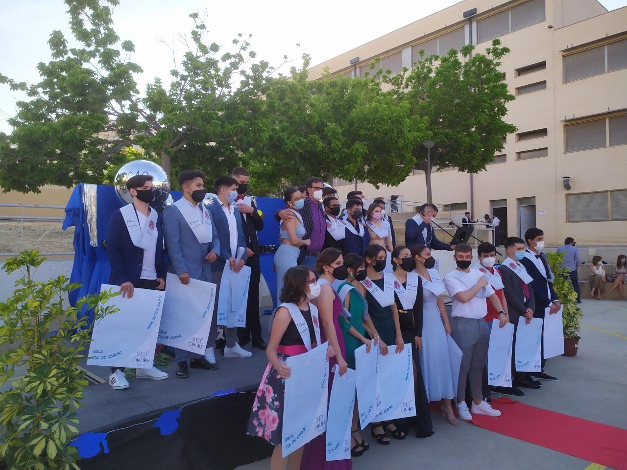 Policía y drones para controlar aglomeraciones en las pruebas de la PAU Policía y drones para controlar aglomeraciones en las pruebas de la PAU