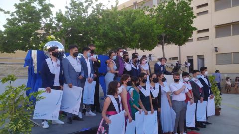 Graduación de los alumnos de segundo de Bachillerato del IES &#39;Doctor Balmis&#39;