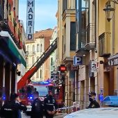 Incendio en el restaurante 'Clandestino' en la calle Cervantes de León