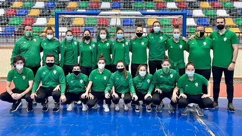 La plantilla del Clínica Blasco Joventut d'Elx peleará por el ascenso a Primera Nacional. FÚTBOL SALA