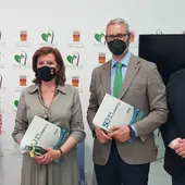 La alcaldesa de Almoradí, María Gómez, firma un convenio de colaboración que permite a los alumnos del centro de formación El Campico realizar sus prácticas en el Ayuntamiento de Almoradí La alcaldesa de Almoradí, María Gómez, firma un convenio de colaboración que permite a los alumnos del centro de formación El Campico realizar sus prácticas en el Ayuntamiento de Almoradí