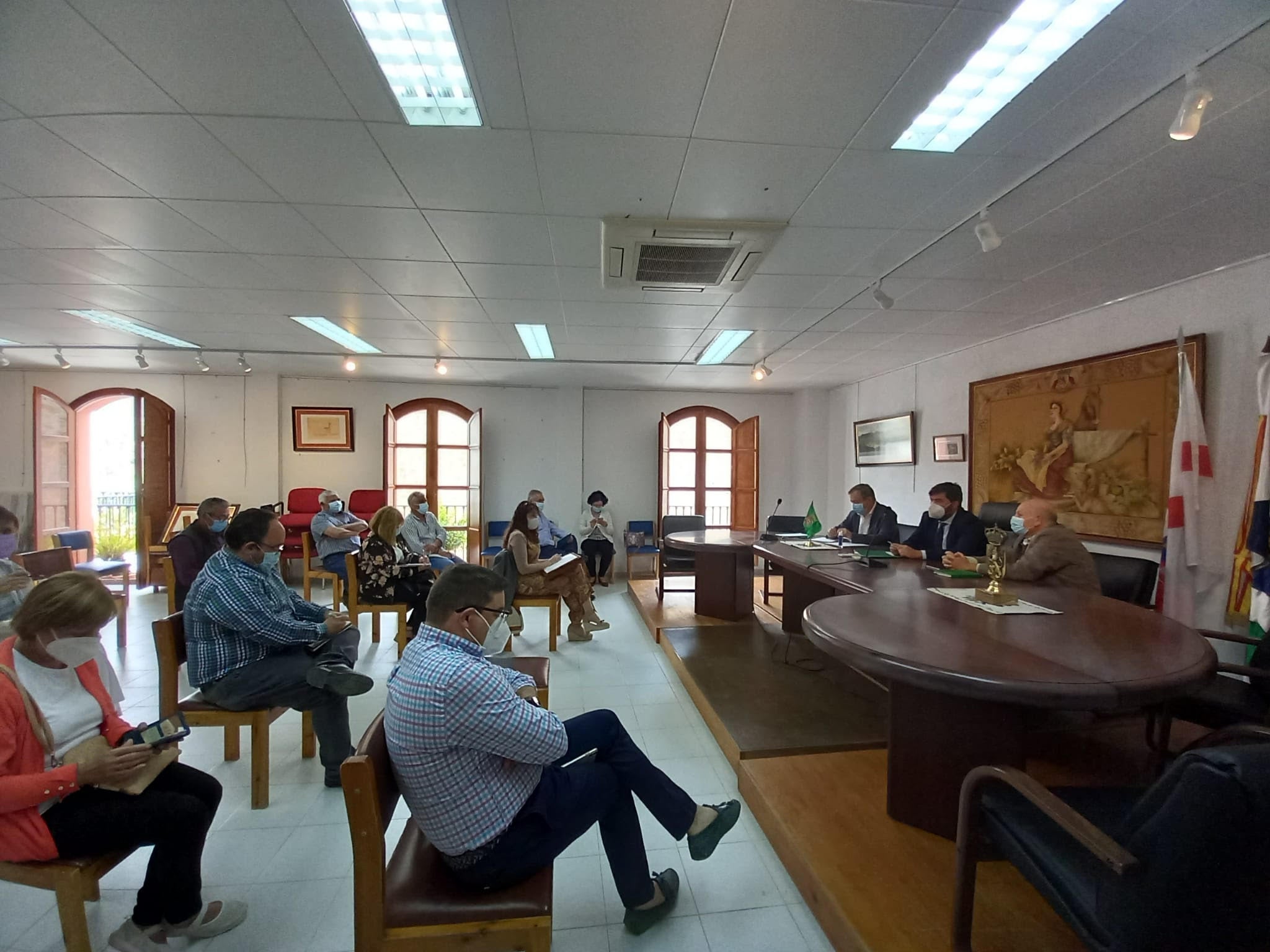 Nuevas ayudas de la Junta para los municipios que multiplican su población en verano Nuevas ayudas de la Junta para los municipios que multiplican su población en verano