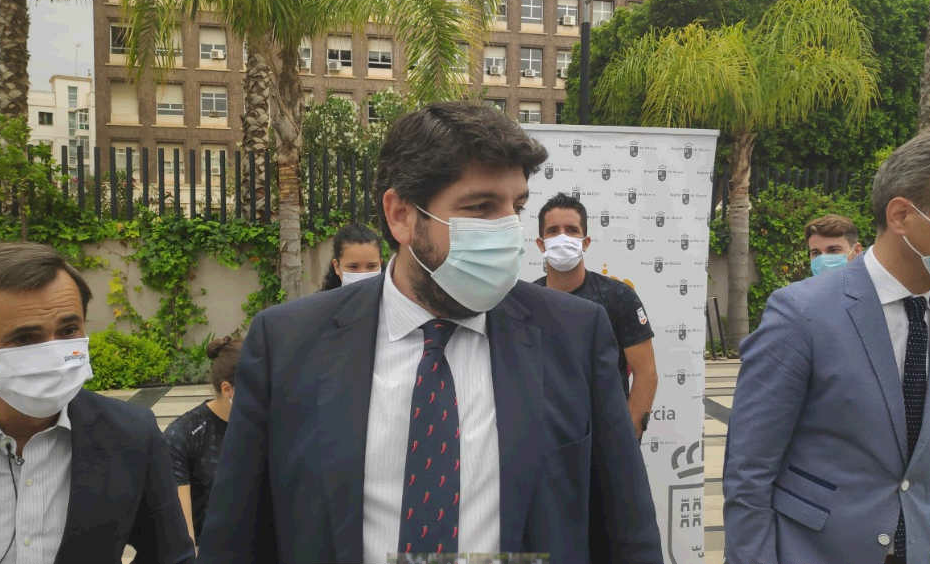 El PP presenta la modificación de la Ley del Presidente que permitirá a López Miras presentarse a la reelección El PP presenta la modificación de la Ley del Presidente que permitirá a López Miras presentarse a la reelección