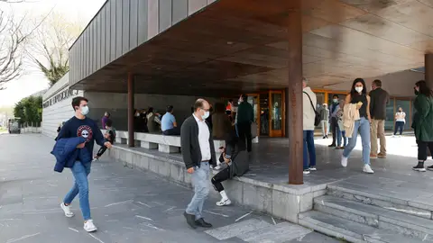 Vacunación contra el coronavirus en Santander En el Palacio de Exposiciones de Santander
