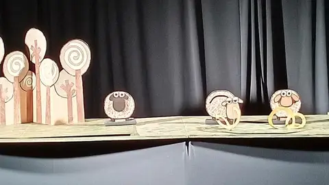 Una imagen de la primera representación de SALTITIRICOL Una imagen de la primera representación de SALTITIRICOL