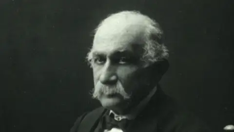 Eduardo Llanos Álvarez de las Asturias tendrá una calle en Corao Eduardo Llanos Álvarez de las Asturias tendrá una calle en Corao