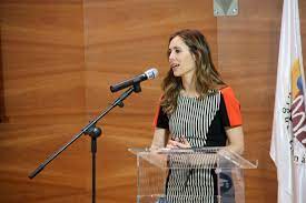 Mireia Orgilés: "Los casos de malos tratos a menores demuestran que hay que tomarse en serio la educación parental" Mireia Orgilés: "Los casos de malos tratos a menores demuestran que hay que tomarse en serio la educación parental"