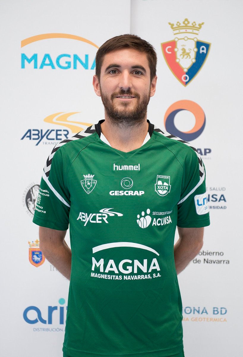 Roberto Martil, capitán del Xota: "Pensaba en el futuro del equipo y del club si bajábamos" Roberto Martil, capitán del Xota: "Pensaba en el futuro del equipo y del club si bajábamos"