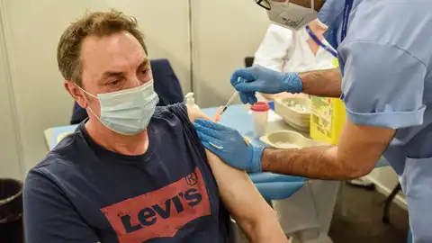 Nuevas medidas, restricciones y vacunación en Madrid, Cataluña, Andalucía y últimas noticias del coronavirus en España hoy Nuevas medidas, restricciones y vacunación en Madrid, Cataluña, Andalucía y últimas noticias del coronavirus en España hoy