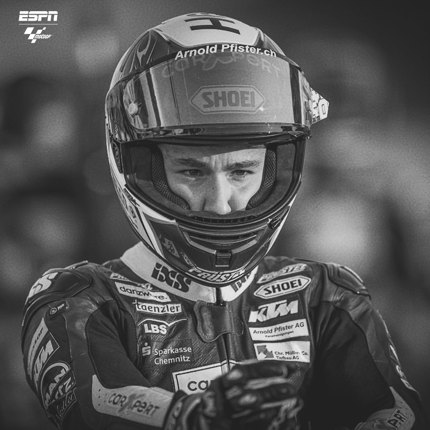 Muere el piloto Jason Dupasquier tras la grave caída que sufrió en Mugello Muere el piloto Jason Dupasquier tras la grave caída que sufrió en Mugello