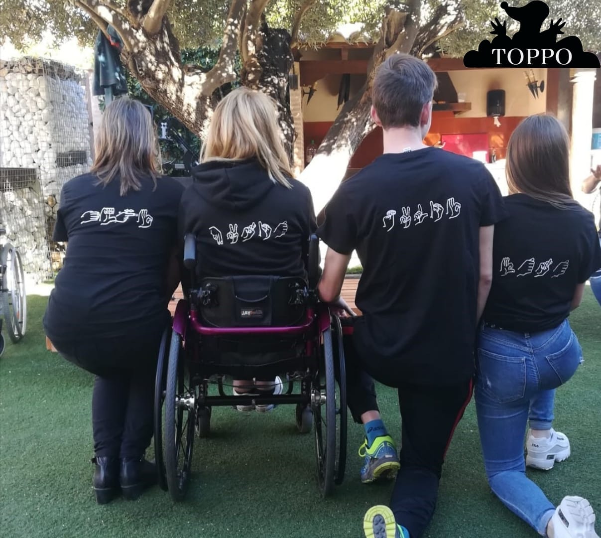 Moda 'made in Valencia' creada para la integración de las personas sordociegas Moda 'made in Valencia' creada para la integración de las personas sordociegas