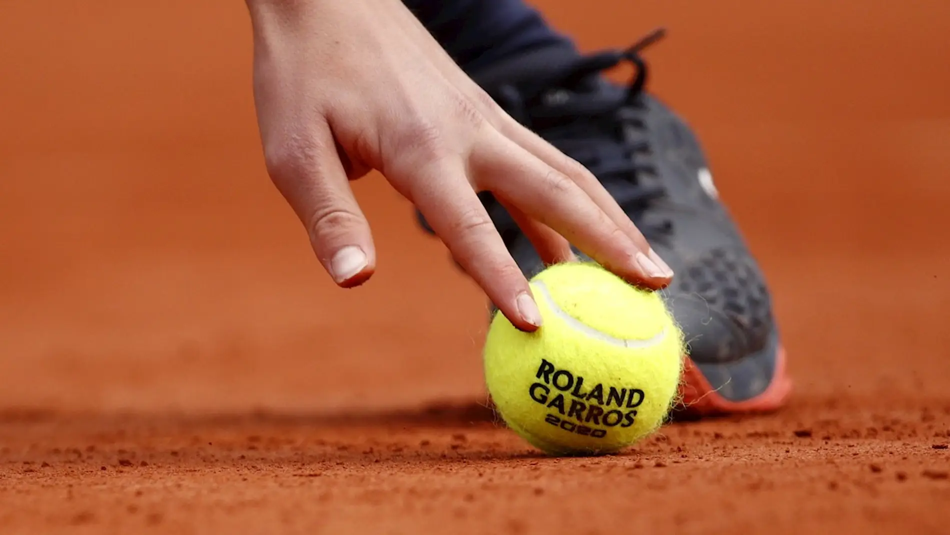 A qué hora juega Rafa Nadal hoy su primer partido en Roland Garros, dónde ver en TV y rival