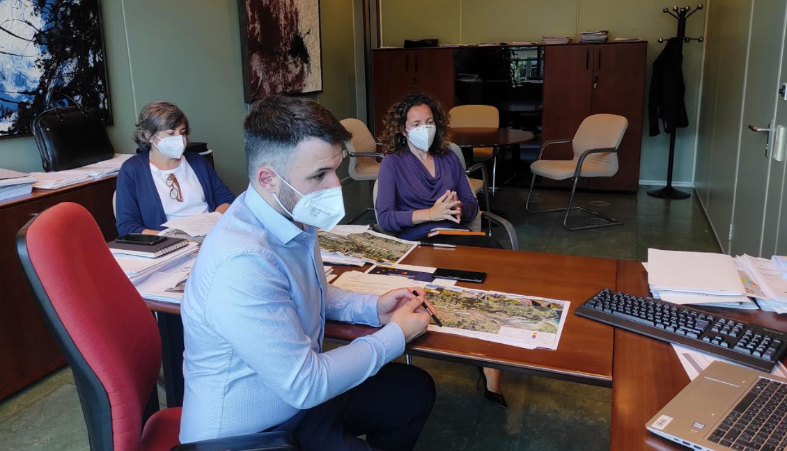 Infraestructuras informa al alcalde de Villaviciosa sobre la marcha del proyecto de la senda hasta El Puntal Infraestructuras informa al alcalde de Villaviciosa sobre la marcha del proyecto de la senda hasta El Puntal